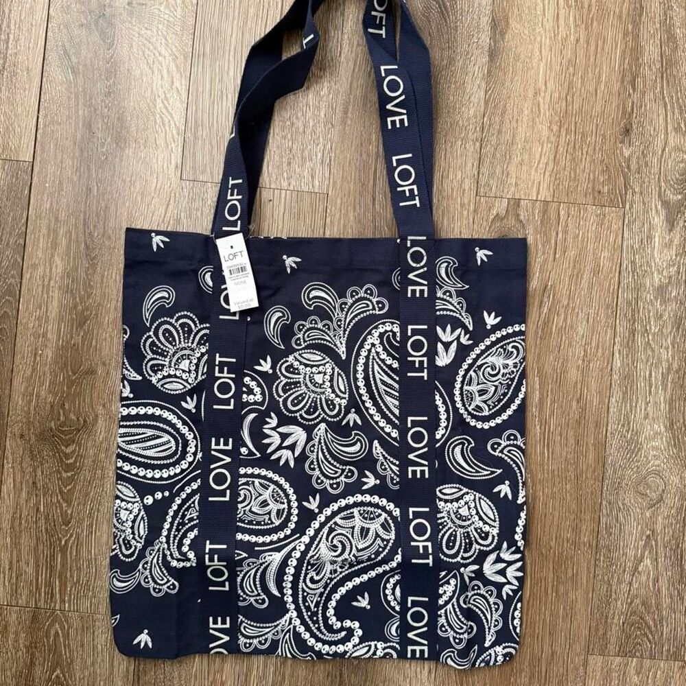 Loft Women's Navy and Blue Bag